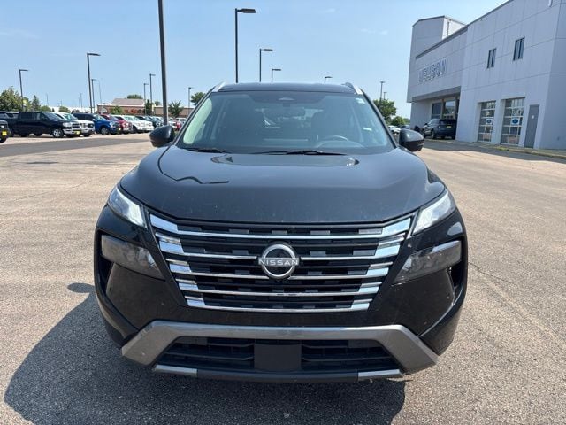 Used 2026 Nissan Rogue SL with VIN 5N1BT3CB3TC680957 for sale in Fergus Falls, Minnesota