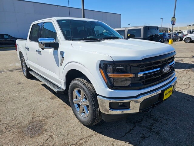 2025 Ford F-150 XLT photo 4