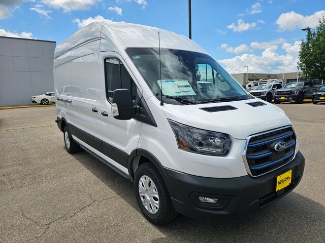 2025 Ford Transit photo 4