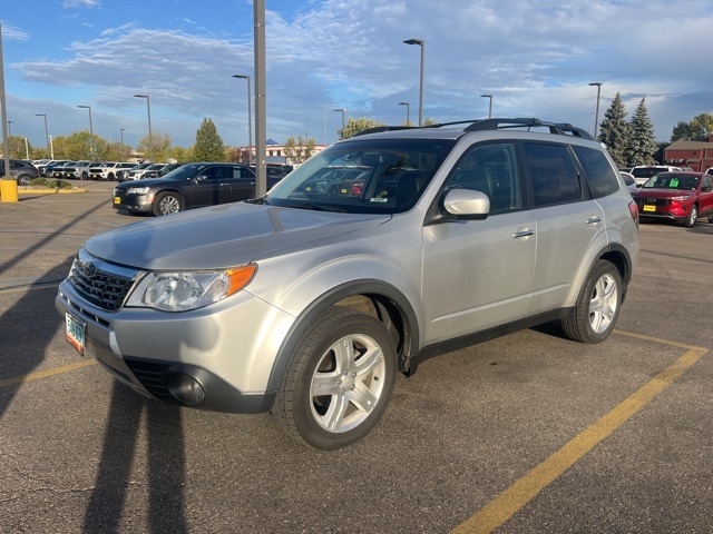 Used 2009 Subaru Forester 2.5X Limited with VIN JF2SH64619H751188 for sale in Grand Forks, ND