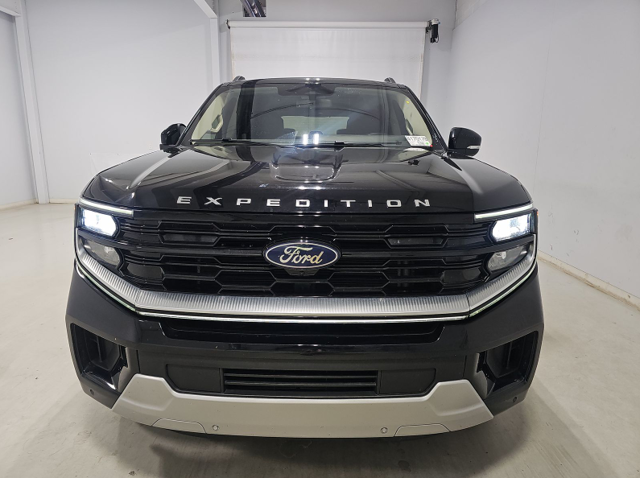 Used 2025 Ford Expedition Platinum SUV