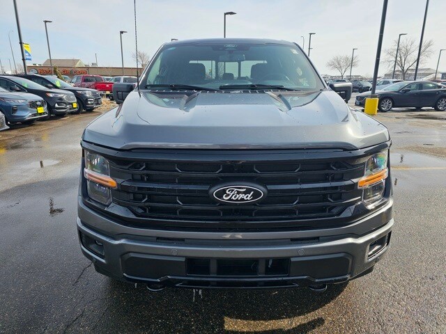 2025 Ford F-150 XLT photo 3