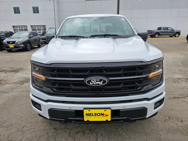 2025 Ford F-150 XLT photo 3