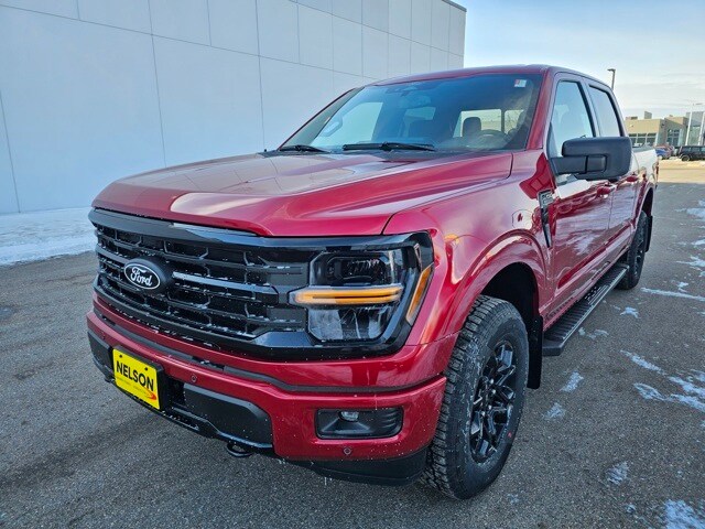2025 Ford F-150 XLT photo 2