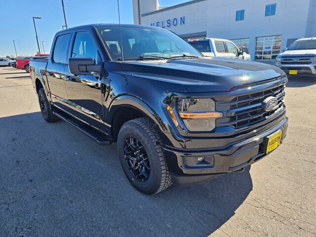 2025 Ford F-150 XLT photo 4