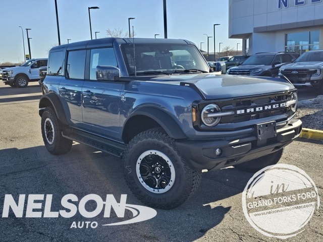2025 Ford Bronco 4-Door Outer Banks's photo