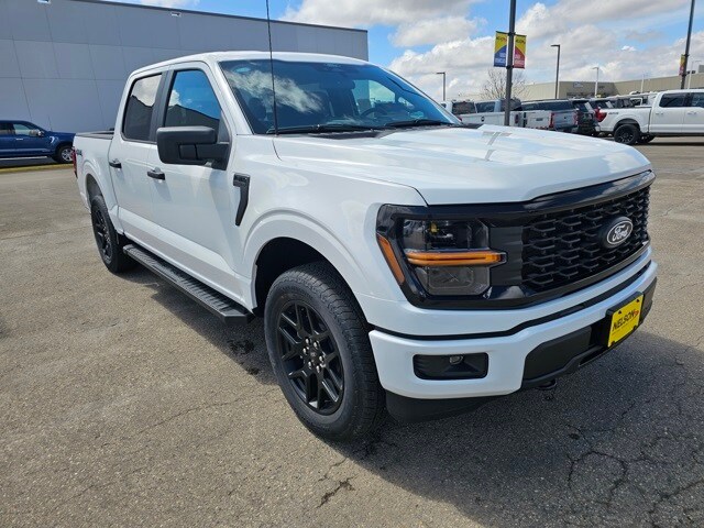 2025 Ford F-150 STX photo 4