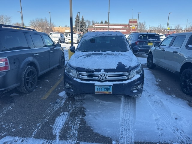 Used 2016 Volkswagen Tiguan R-Line with VIN WVGBV7AX6GW617761 for sale in Grand Forks, ND