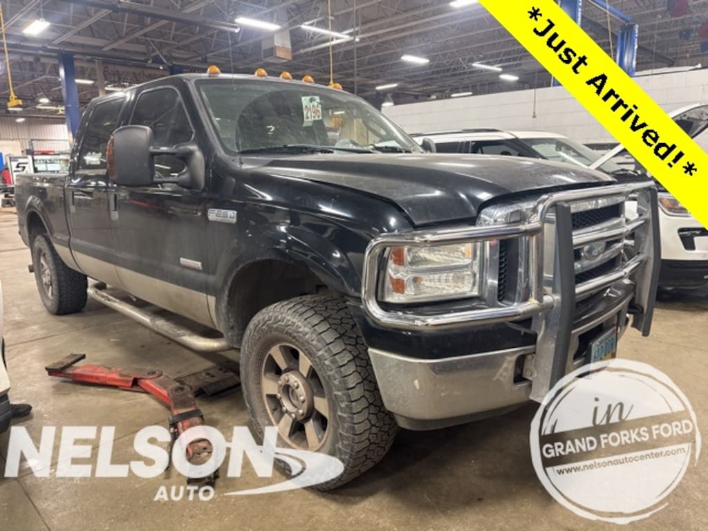 Used 2006 Ford F-250  Truck Crew Cab