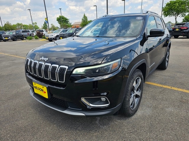 Used 2019 Jeep Cherokee Limited with VIN 1C4PJMDX0KD272828 for sale in Grand Forks, ND