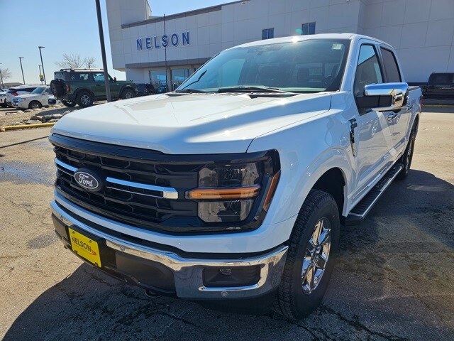 2025 Ford F-150 XLT photo 2