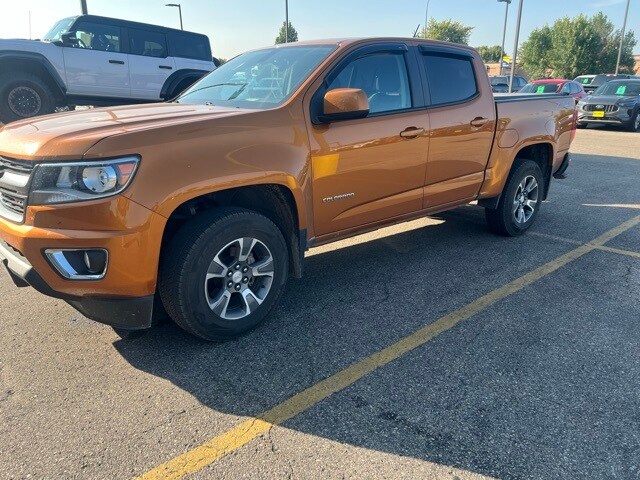 2017 Chevrolet Colorado Z71 photo 2