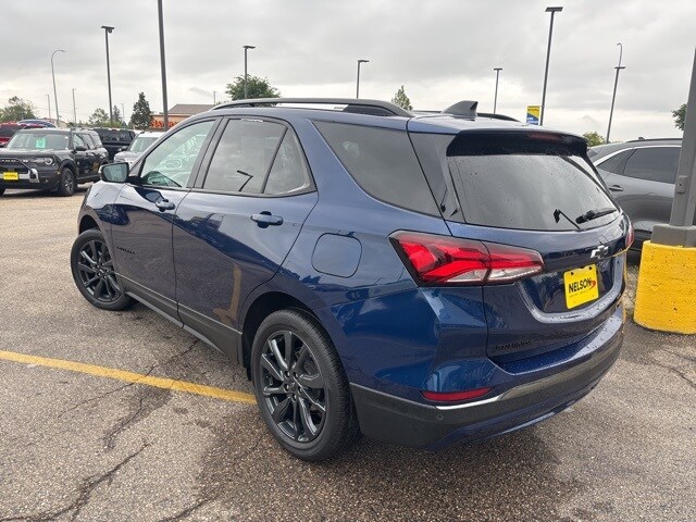 2023 Chevrolet Equinox RS photo 4