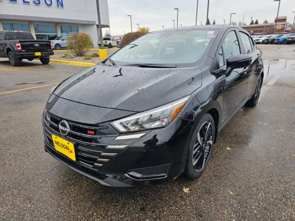 Used 2024 Nissan Versa 1.6 SR Sedan