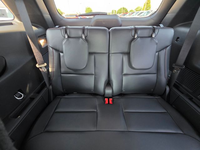 2026 Ford Explorer ST-Line - Photo 16
