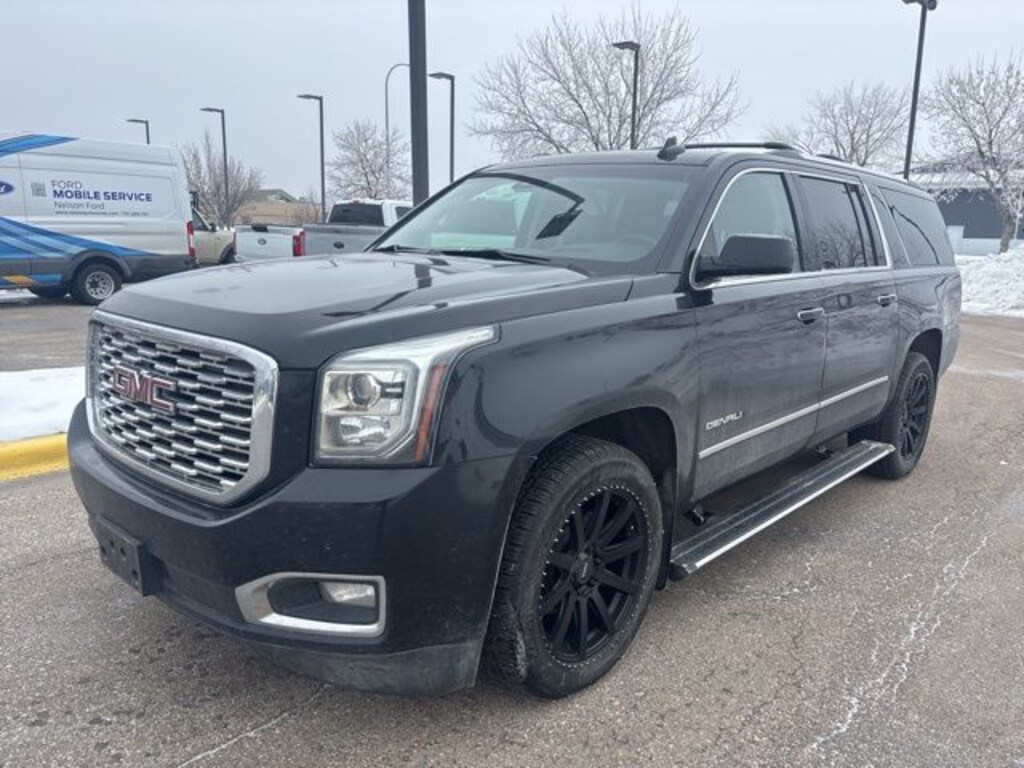 Used 2020 GMC Yukon XL Denali SUV