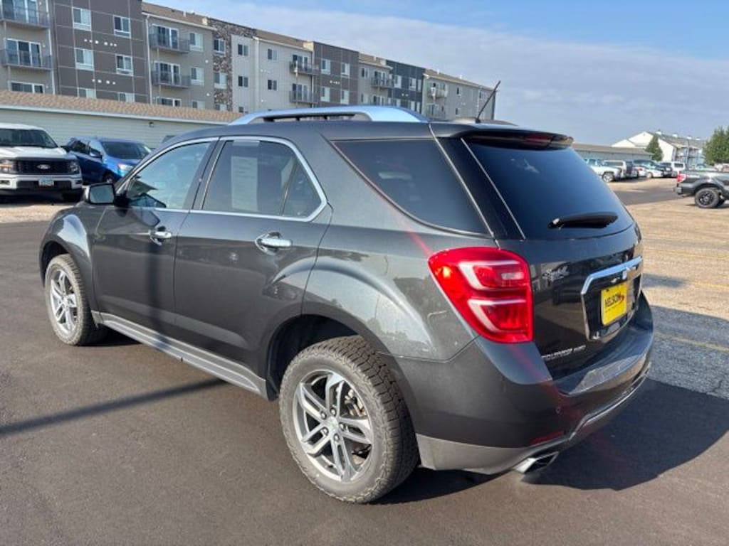 Used 2017 Chevrolet Equinox Premier SUV