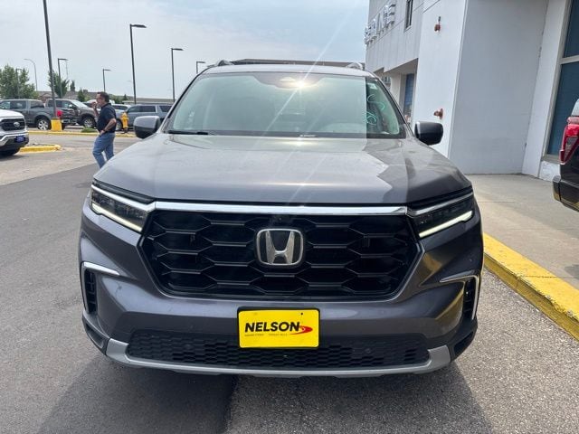 Used 2024 Honda Pilot Elite with VIN 5FNYG1H81RB044120 for sale in Fergus Falls, Minnesota
