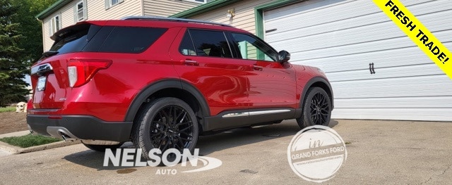 2022 Ford Explorer Limited's photo