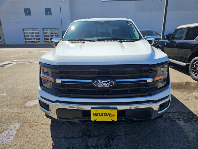 2025 Ford F-150 XLT photo 3
