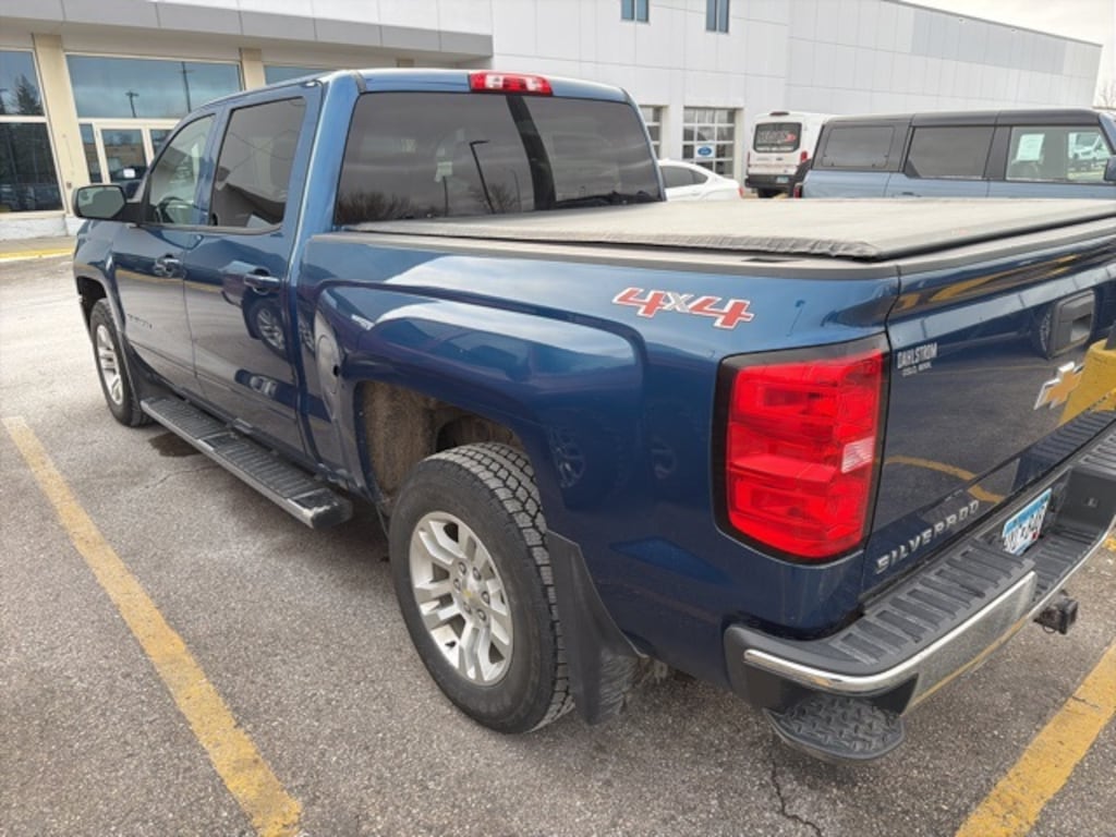 Used 2017 Chevrolet Silverado 1500 LT w/1LT Truck Crew Cab