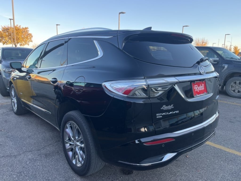 Used 2024 Buick Enclave Avenir SUV