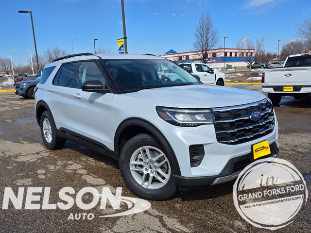 2026 Ford Explorer Active 4WD's photo