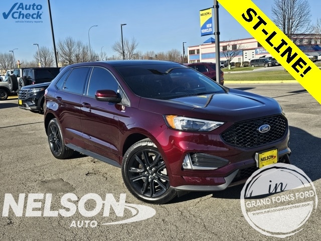 2024 Ford Edge ST-Line's photo