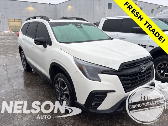 2023 Subaru Ascent Limited's photo