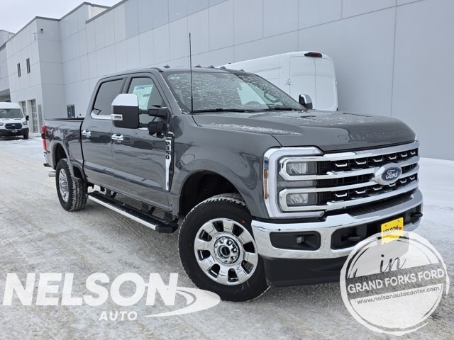 2026 Ford F-350 Super Duty Lariat's photo