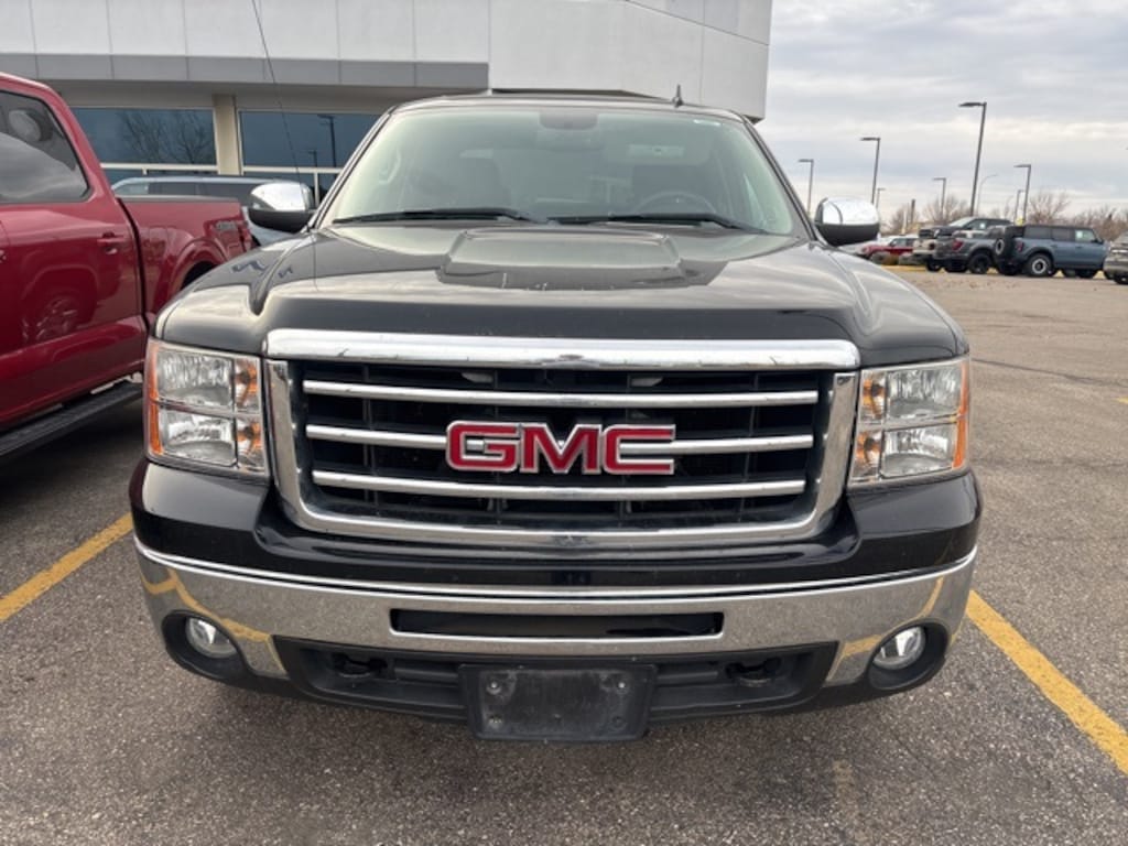 Used 2013 GMC Sierra 1500 SLT 4WD Truck Crew Cab