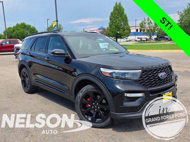 2023 Ford Explorer ST 4WD's photo