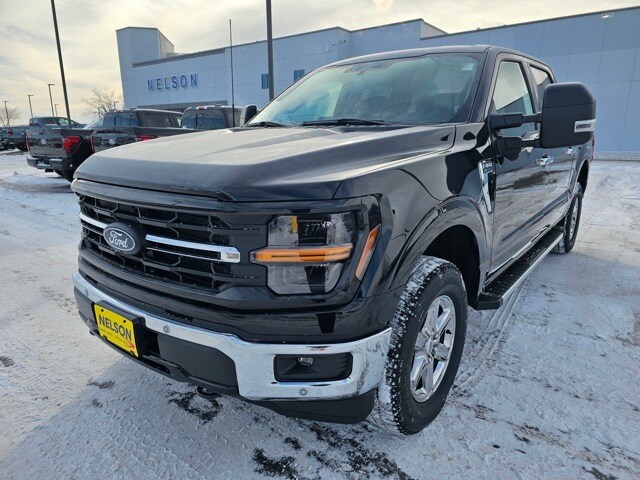 2025 Ford F-150 XLT photo 2