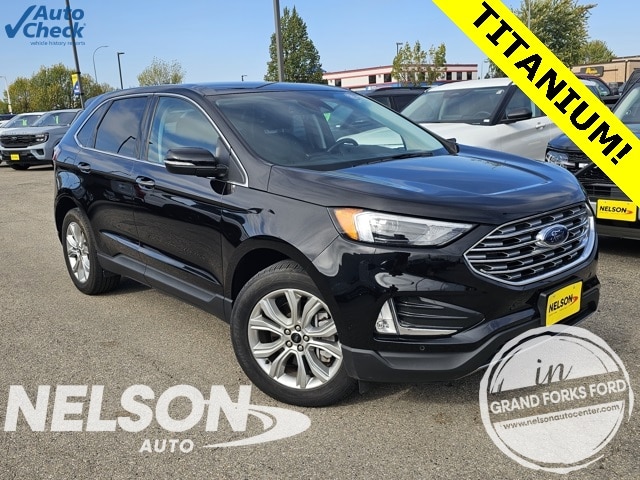 2024 Ford Edge Titanium's photo