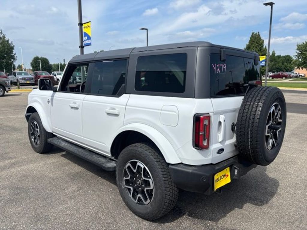 Used 2024 Ford Bronco Outer Banks SUV
