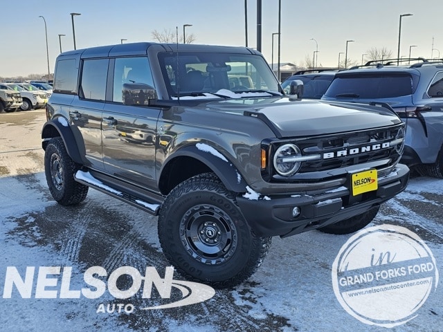 2025 Ford Bronco 4-Door Outer Banks's photo