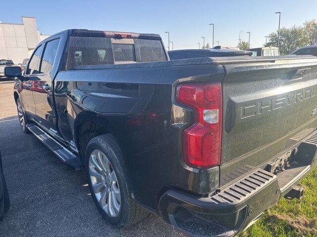 2020 Chevrolet Silverado High Country photo 3
