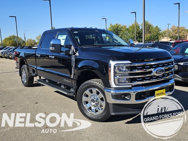 2026 Ford F-350 Super Duty Lariat's photo