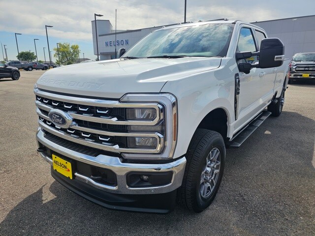 2026 Ford F-350 photo 2