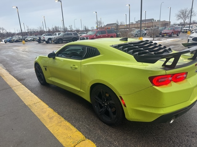2019 Chevrolet Camaro 1LS 1LT photo 4