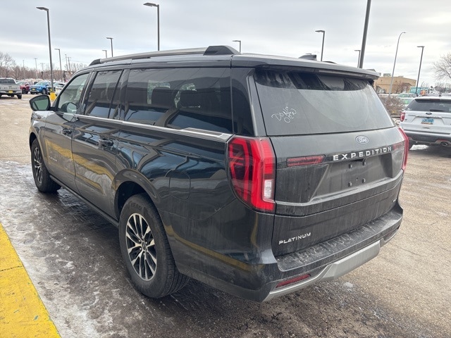 2025 Ford Expedition MAX photo 4