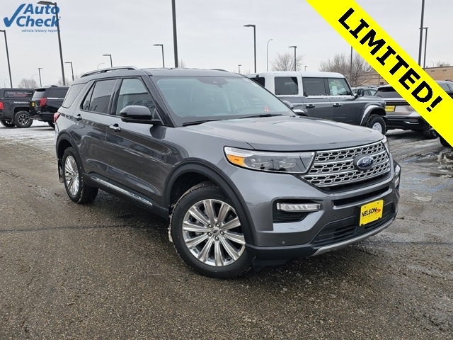 2023 Ford Explorer Limited's photo