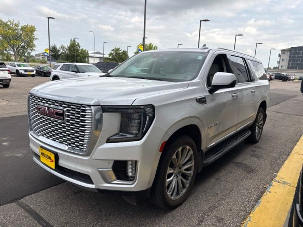 Used 2023 GMC Yukon XL Denali SUV