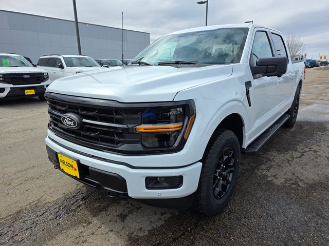 2026 Ford F-150 XLT photo 2