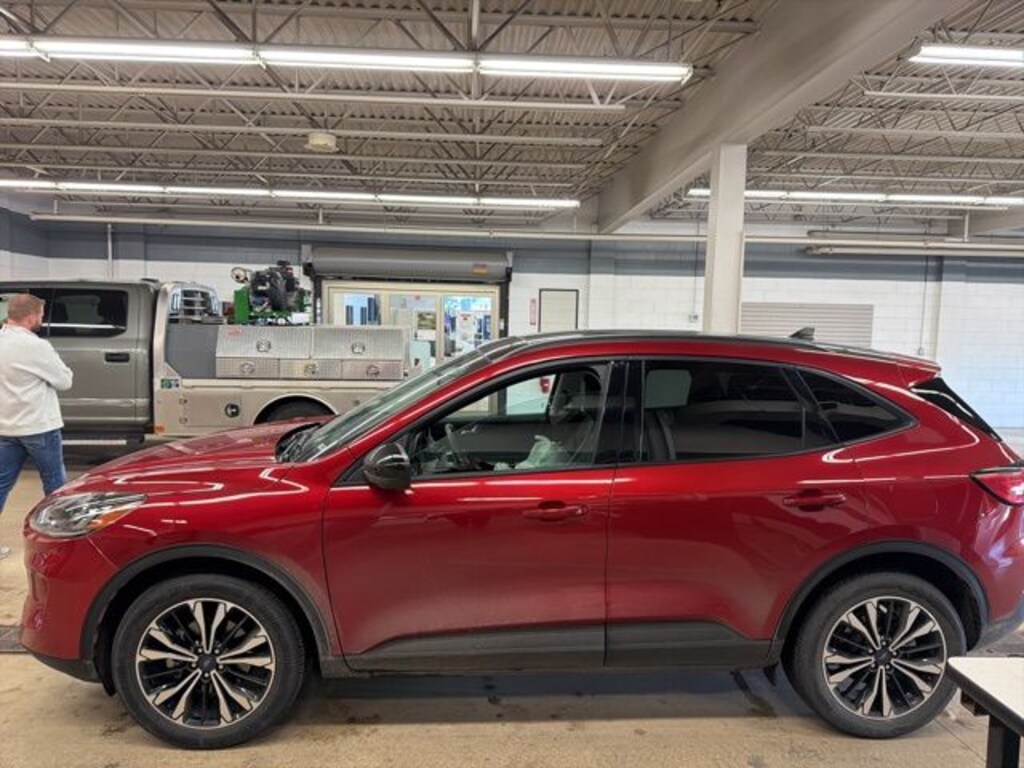 Used 2022 Ford Escape SEL SUV
