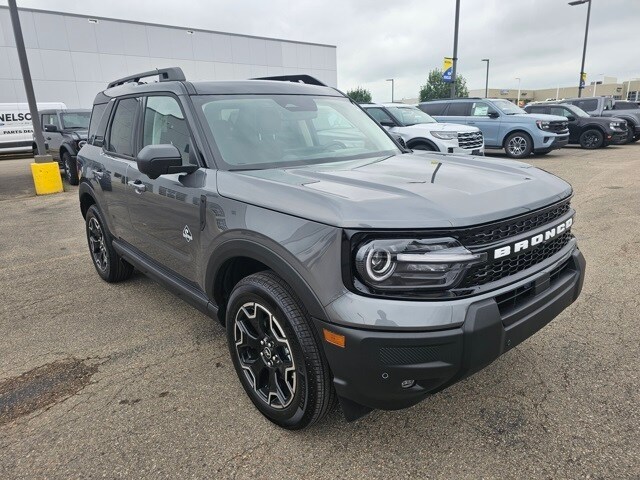 2025 Ford Bronco Sport Outer Banks photo 4