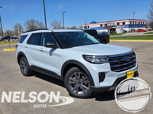 2026 Ford Explorer Active 4WD's photo