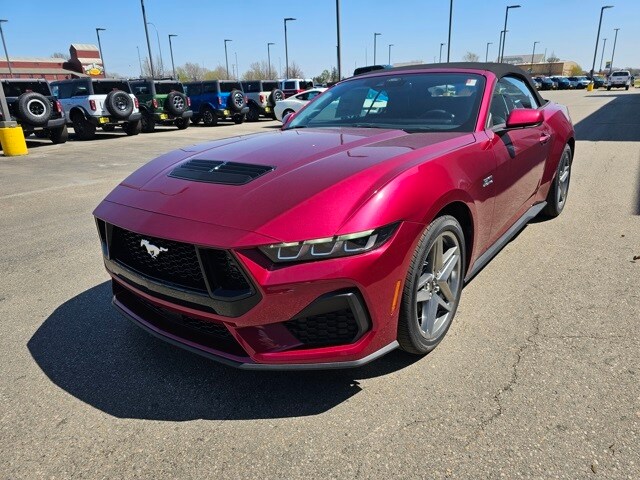 2025 Ford Mustang GT Premium Convertible photo 2