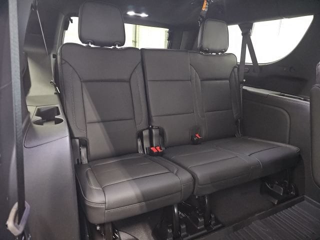 2026 GMC Yukon XL Denali - Photo 17