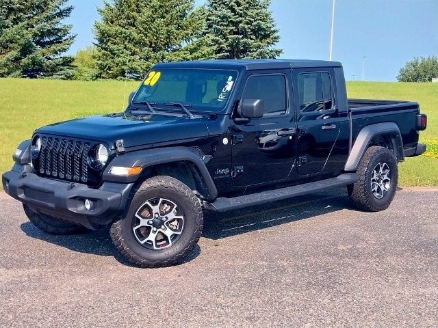 Used 2020 Jeep Gladiator Sport S with VIN 1C6HJTAG3LL107860 for sale in Fergus Falls, MN